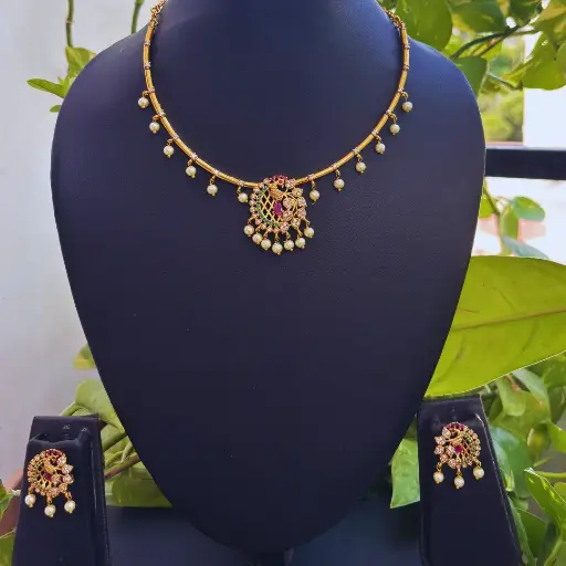 The Mayura Hasli Set