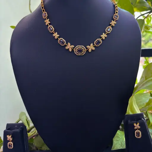 Intricate Link Necklace with Purple Accents